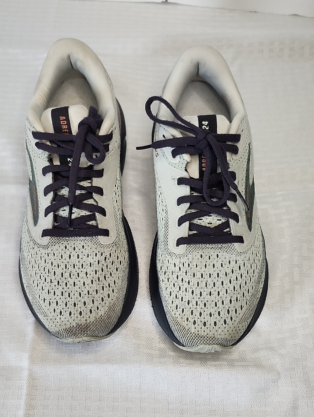 Brooks Adrenaline GTS  Running Sneakers 8.5 Wide